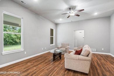 201 Copper Mountain Dr-06