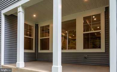 8761 Southern Oaks Place, Lorton, VA 22079 - photo 5