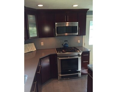 840 Plymouth St, Middleboro, MA 02346 - photo 3