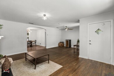 405 Layton St, Kilgore, TX 75662 - photo 4