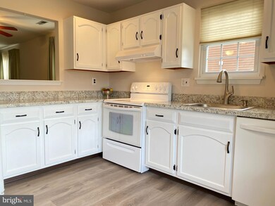 31 Knollwood Dr, Woodbury, NJ 08096 - photo 7