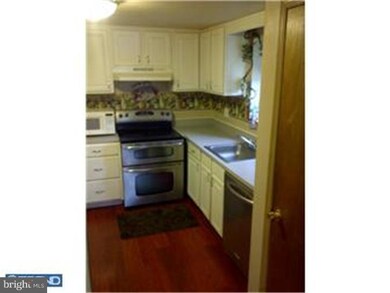 1006 Lafayette St, Coatesville, PA 19320 - photo 3