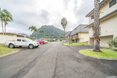 46-405 Kahuhipa St unit C, Kaneohe, HI 96744 - photo 2