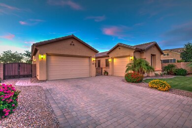 2800 E Wisteria Dr-15