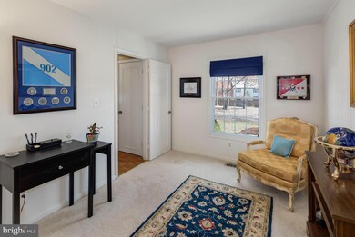 8420 Grenoble Ct, Springfield, VA 22152 - photo 4