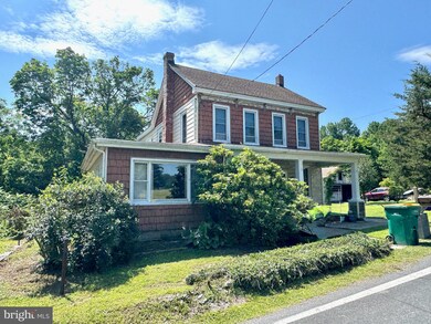 722 Mohns Hill Rd, Reading, PA 19608 - photo 2