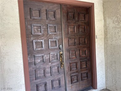 EXTERIOR ENTRY
