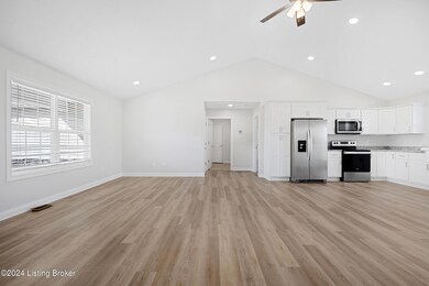 323 Valhalla Trace, Vine Grove, KY 40175 - photo 3