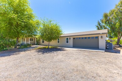18051 E Happy Rd, Queen Creek, AZ 85142-