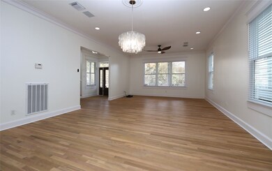 839 Cortlandt St, Houston, TX 77007 - photo 6