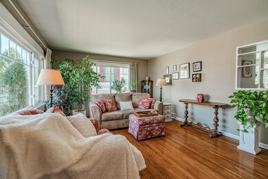 1031LakeSt_0005