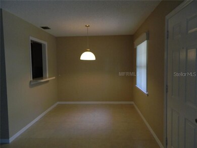 737 E Alfred St unit 4, Tavares, FL 32778 - photo 5