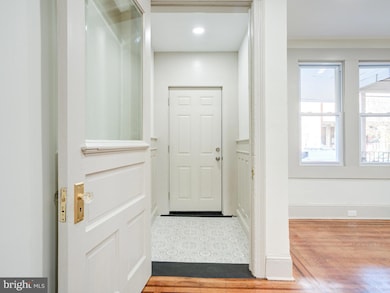 1334 S 51st St, Philadelphia, PA 19143 - photo 2