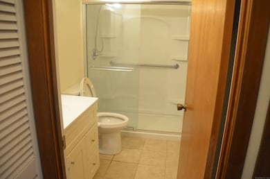 1202 Twin Circle Dr, South Windsor, CT 06074 - photo 7