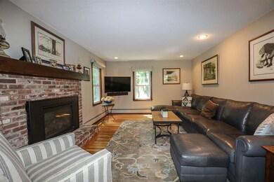 11 Woburn Abbey Dr, Bedford, NH 03110 - photo 5