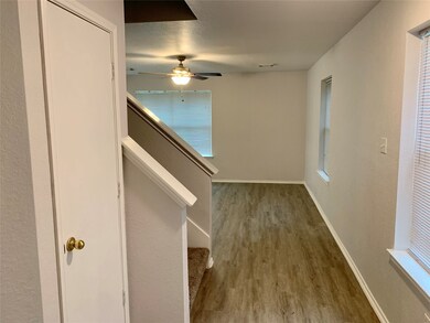 1102 Wilson Dr, Rosenberg, TX 77471 - photo 2