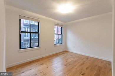 224 Church St unit 211, Philadelphia, PA 19106 - photo 5