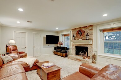 13515 Saint Marys Ln, Houston, TX 77079 - photo 3