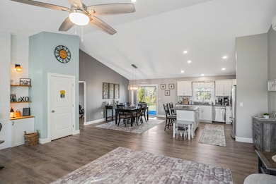 40 Knoll Crest Dr, Bangor, ME 04401 - photo 4