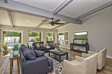 004_Living Area