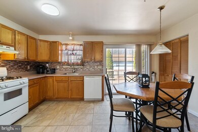607 Oak Ave, Woodbury, NJ 08096 - photo 7