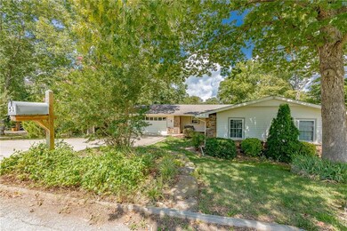 51 Mayfair Dr, Bella Vista, AR 72715 - photo 4