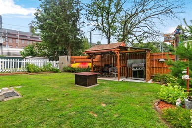 15 Foundry St, Central Falls, RI 02863 - photo 3