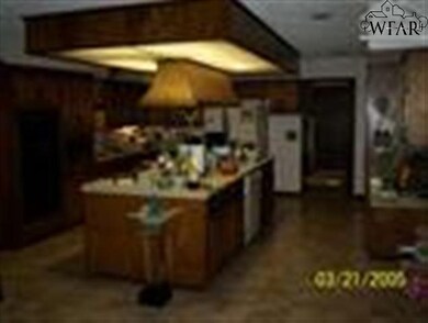 1640 Brenda Hursh Dr, Wichita Falls, TX 76302 - photo 5