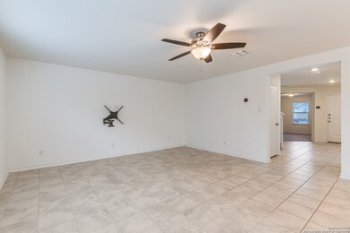 11205 Plaudit, San Antonio, TX 78245 - photo 5