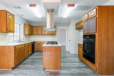 16226 Hickory Point Rd, Houston, TX 77095 - photo 4