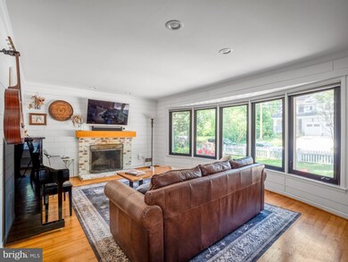 6639 Moly Dr, Falls Church, VA 22046 - photo 6