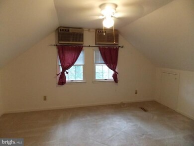 8409 Crown Place, Alexandria, VA 22308 - photo 7