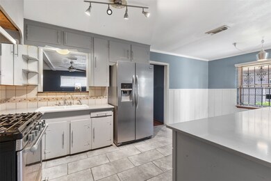 4705 Los Angeles St, Houston, TX 77026 - photo 7