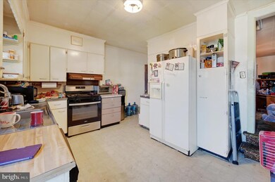 423 E Walnut St, Allentown, PA 18109 - photo 6