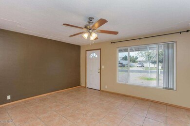6433 E Aspen Ave  Living Room