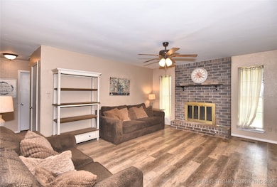 642 E 138th Place, Glenpool, OK 74033 - photo 3