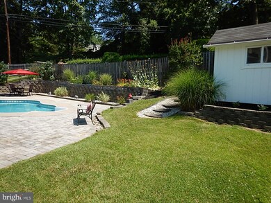 4906 Tartan Hill Rd, Perry Hall, MD 21128 - photo 5