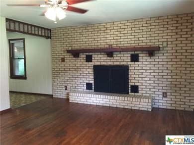 1104 Marlton St, San Marcos, TX 78666 - photo 5