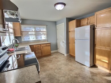 2141 Mcclure St, Columbus, IN 47201 - photo 6