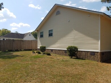 220 N Dewey Ave, Douglas, GA 31533 - photo 5
