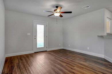 2741 W Washington St, Denison, TX 75020 - photo 6