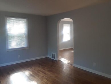 Doorway from LR to Kitchen