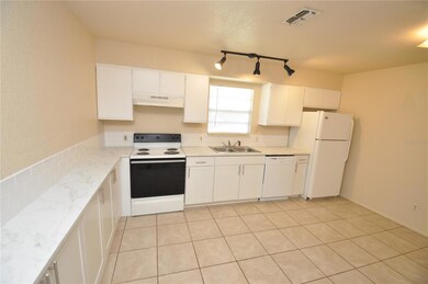 1743 Avenue C NE, Winter Haven, FL 33881 - photo 6