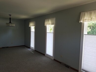 3423 42nd St, Highland, IN 46322 - photo 4