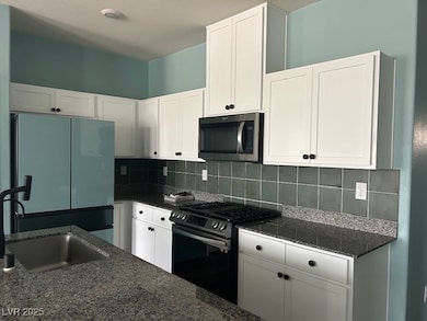 336 Larksong Ave, Henderson, NV 89011 - photo 5