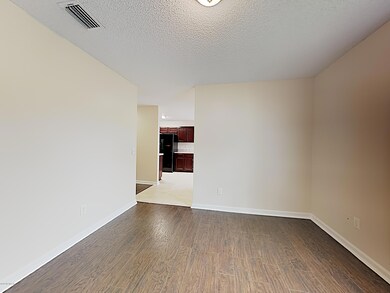 8126 Pineverde Ln, Jacksonville, FL 32244 - photo 4