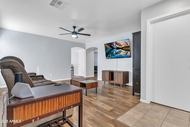 11216 W Sells Dr unit 2, Phoenix, AZ 85037 - photo 7