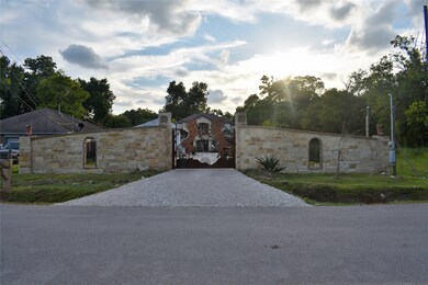 7109 Glass St, Houston, TX 77016 - photo 4