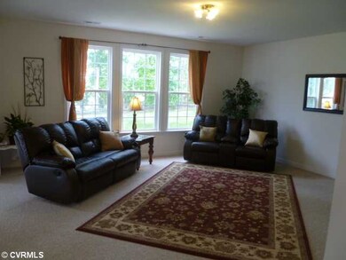 Den/Family/Great Room - HUGE Family Room. Triple W