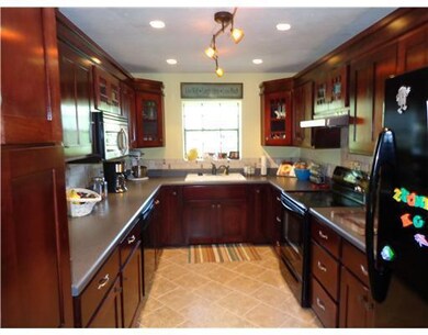 4609 Dutch Bayou Rd, Moss Point, MS 39563 - photo 2